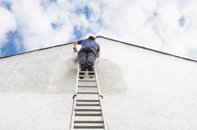 Peinture extérieure à Clam — façades et ravalement