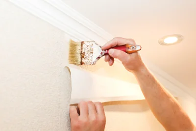 Pose de papier peint à Clam — revêtements muraux et toiles de verre
